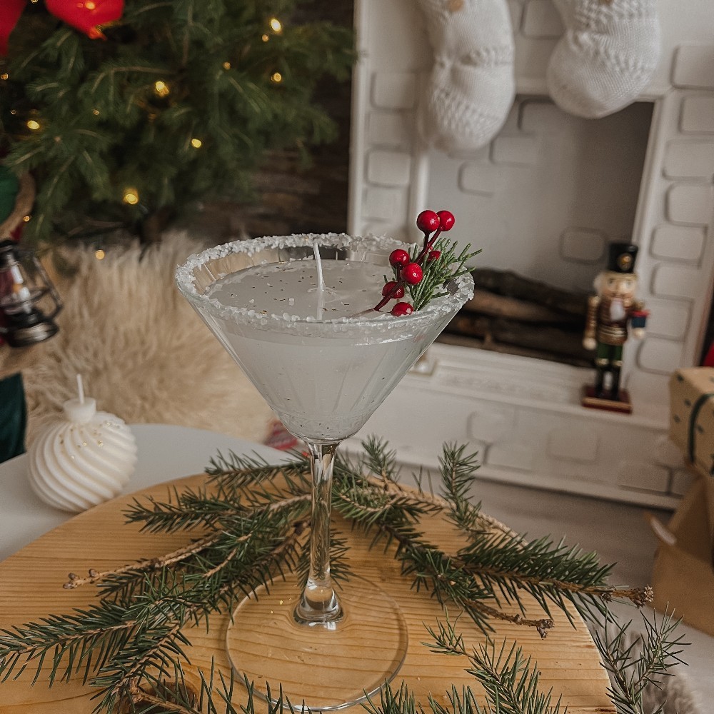 Bela elegant sa mirisom cimeta