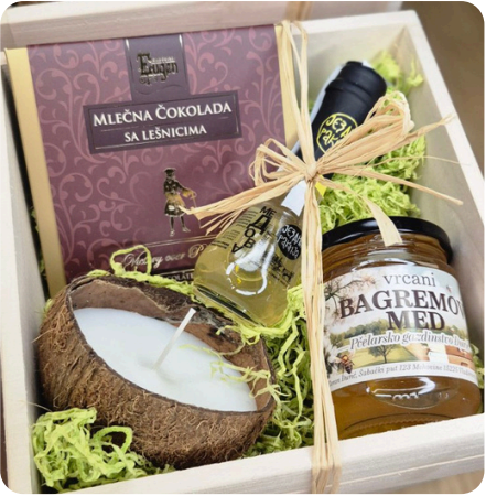 Gourmet korpa sa lokalnim proizvodima